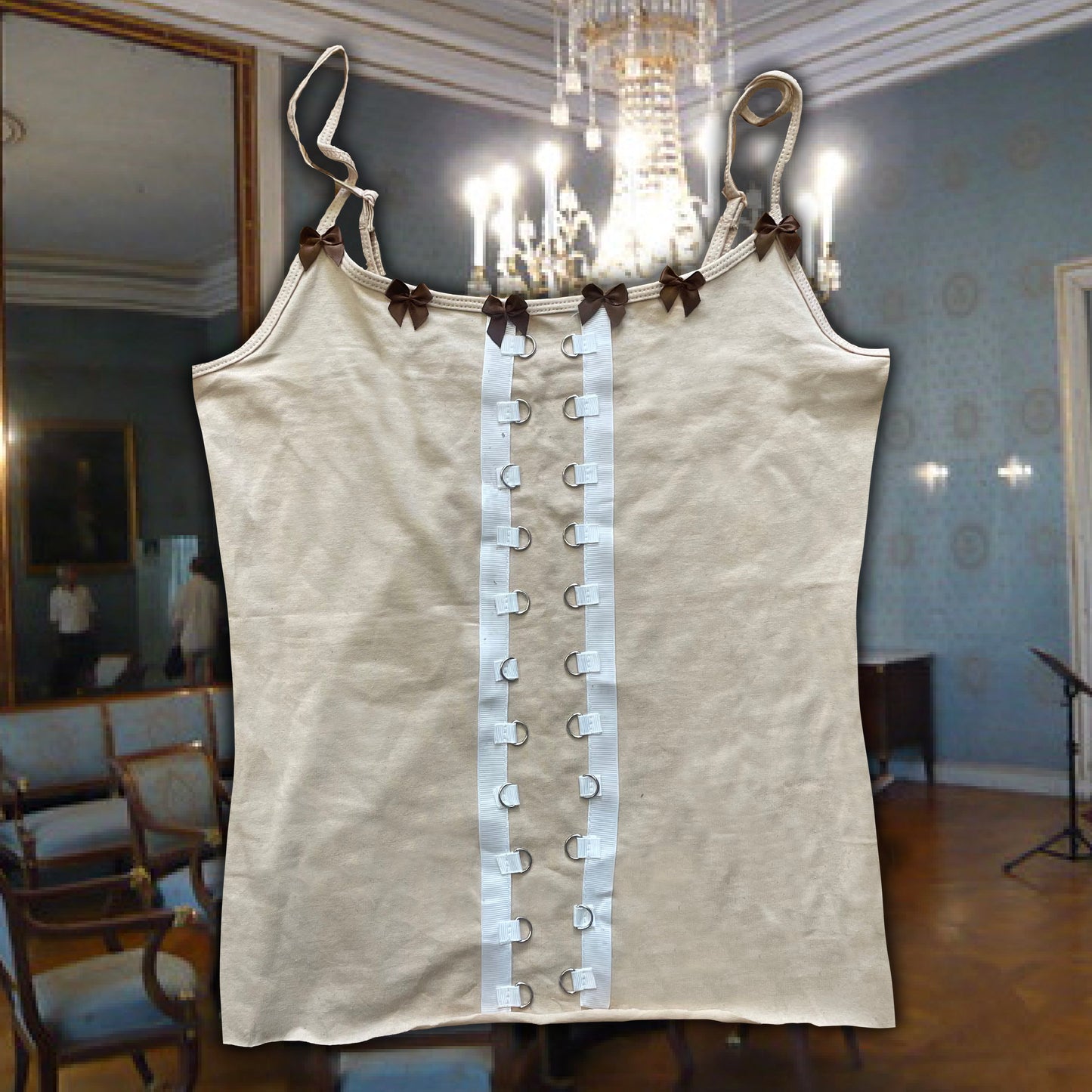 CHANDELIER TANK