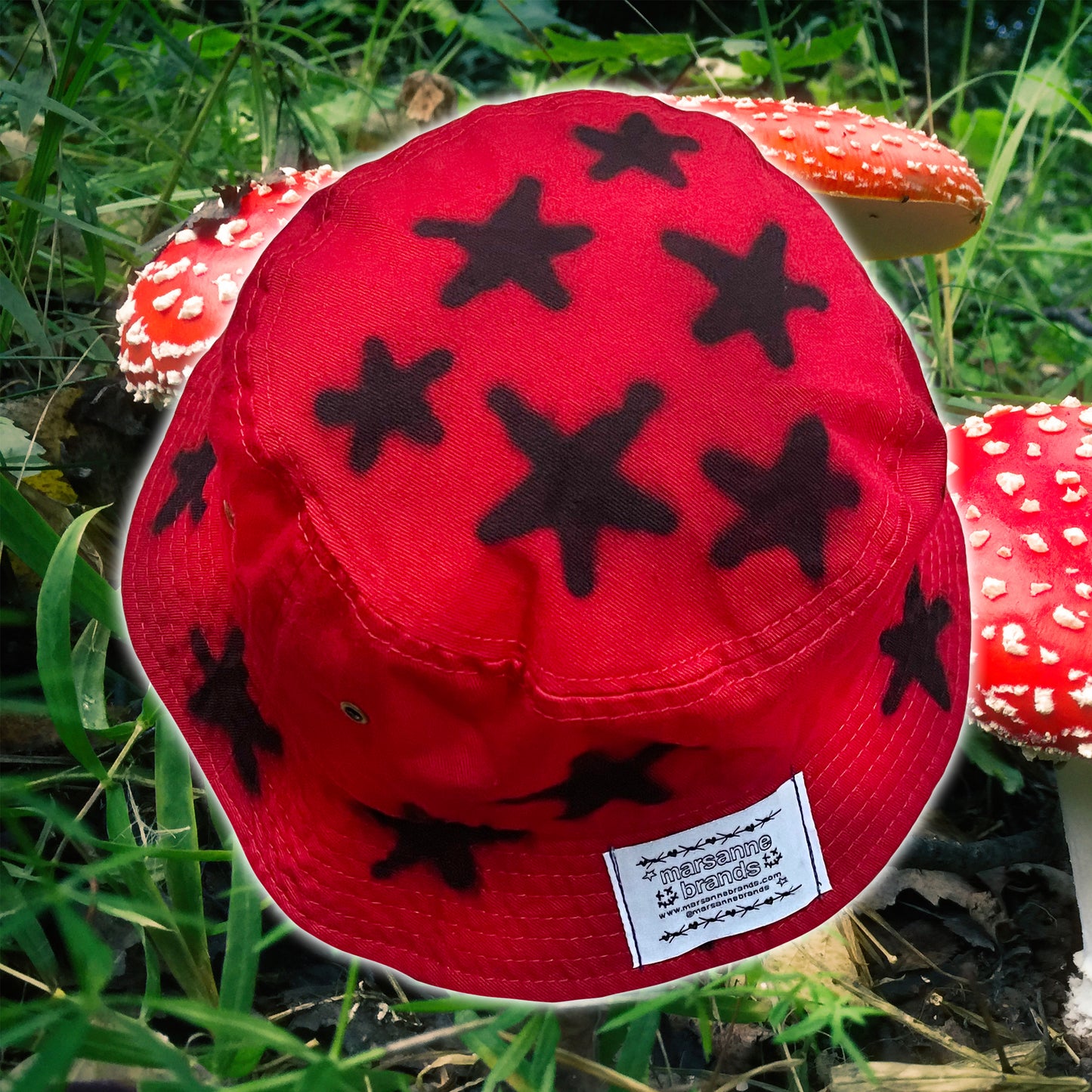 WISHFUL SHROOMS BUCKET HAT