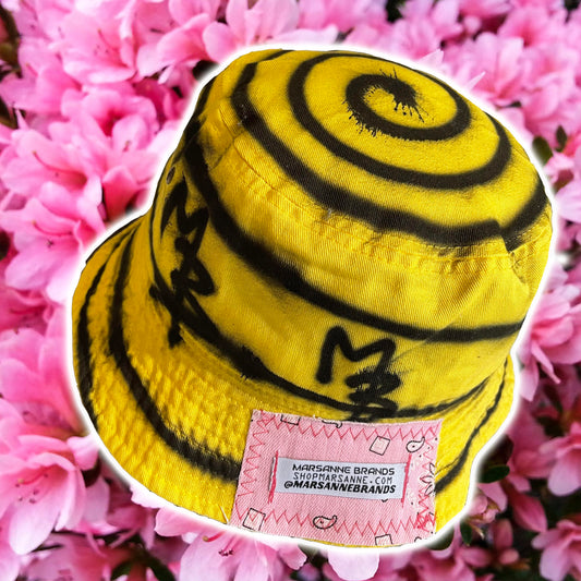 BUMBLE BUCKET HAT