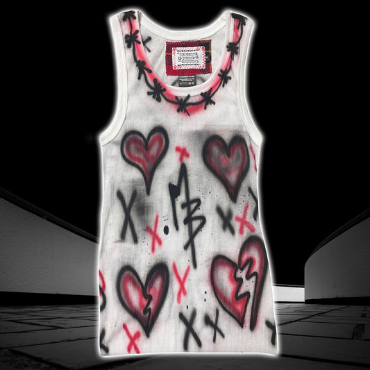 MESSY HEARTBREAK TANK TOP
