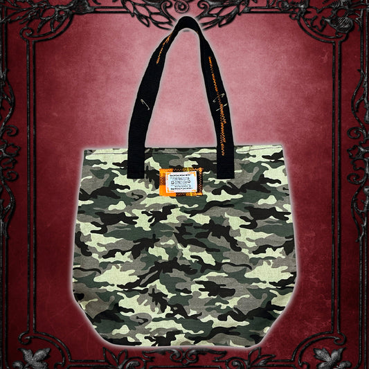 CAMO SKULL TOTE BAG